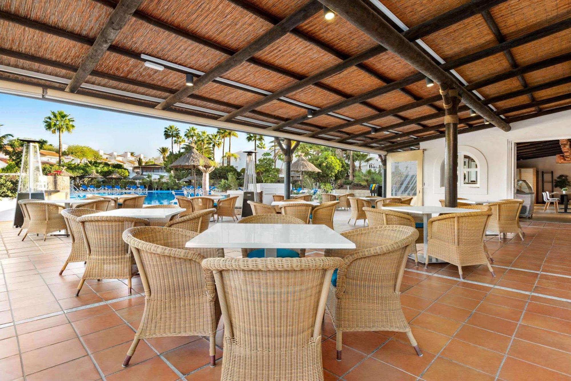 Wyndham Residences Golf Del Sur 산미겔데아보나 외부 사진